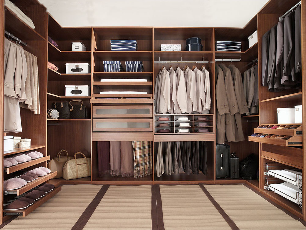 Easy DIY: How to Build a Walk-In Closet Everyone Will Envy