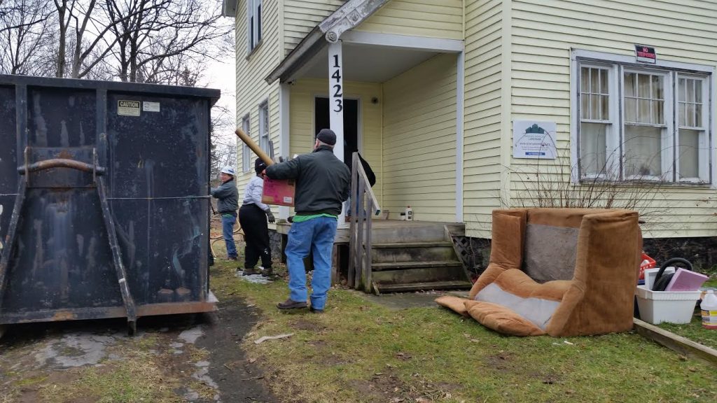 Syracuse Habitat volunteers at work.