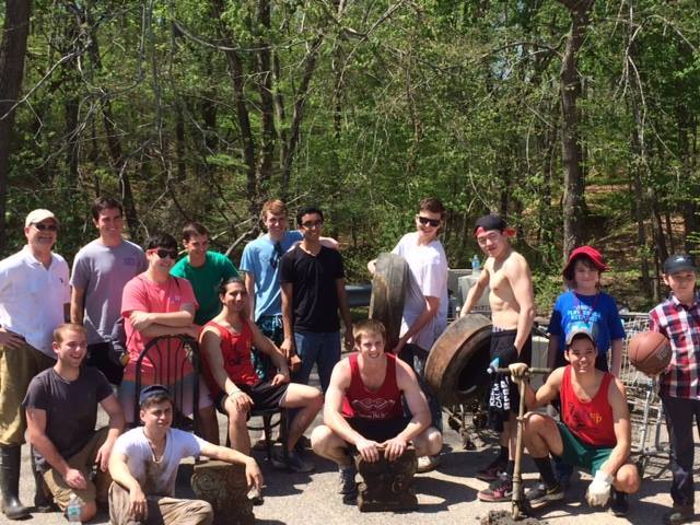 Volunteers at the College Creek Cleanup.