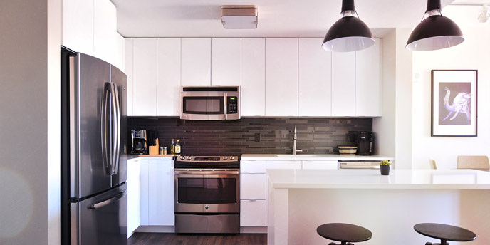Modern Kitchen with Stainless Steel Appliances