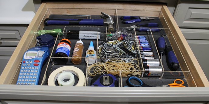 How to Organize Junk Drawers