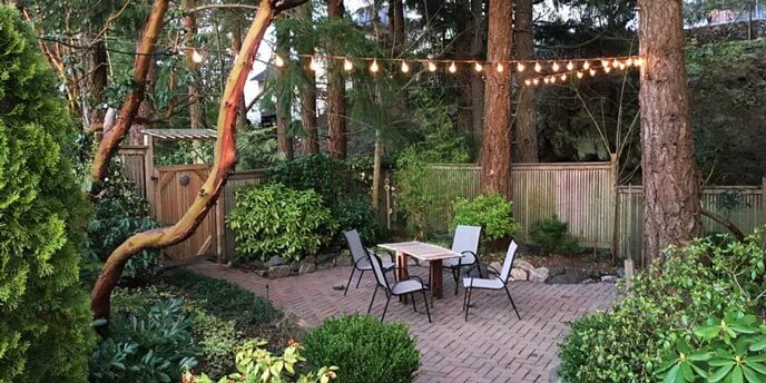 Backyard Patio Area at Doug and Rick’s Victoria, BC Airbnb